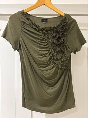 Anthropologie Olive Green Short-Sleeve Embellished Tee, size S